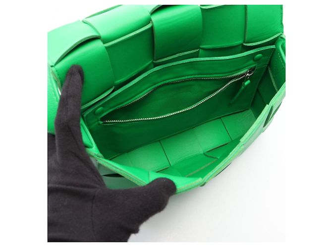 Borsa a tracolla Bottega Veneta Cassette Maxi Intrecciato Verde - vista 3