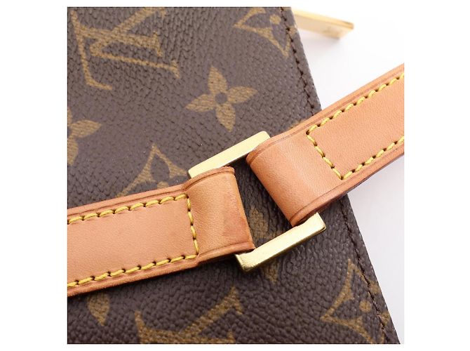Bolsa de Ombro Louis Vuitton Cabas Piano Marrom - vista 8