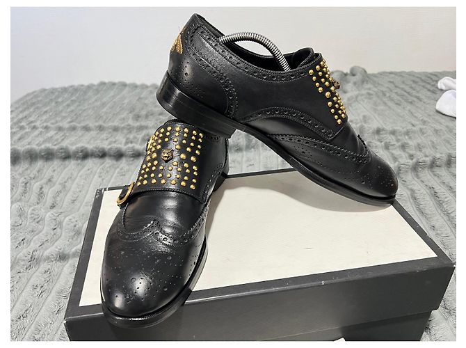 Gucci Mocassini in pelle nera con doppia fibbia e borchie Nero - vista 6