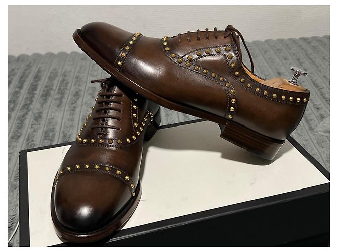 Gucci Scarpe Oxford in pelle marrone borchiate - vista 5
