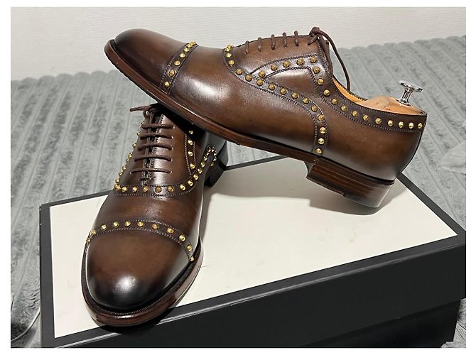 Gucci Scarpe Oxford in pelle marrone borchiate - vista 6