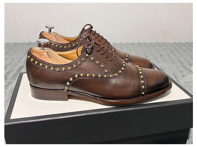 Gucci Scarpe Oxford in pelle marrone borchiate - vista 9