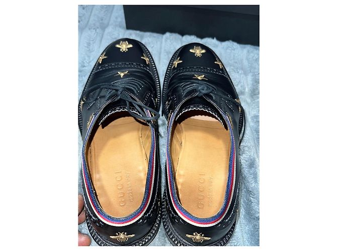 Gucci Scarpe Derby in pelle nera con api e stelle Nero - vista 12