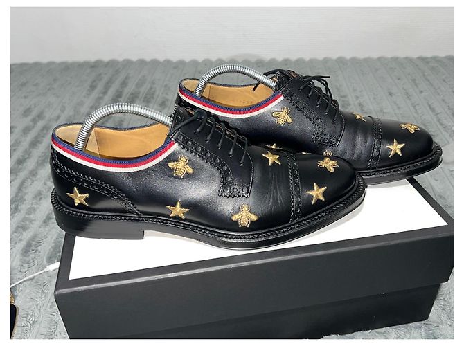 Gucci Scarpe Derby in pelle nera con api e stelle Nero - vista 6