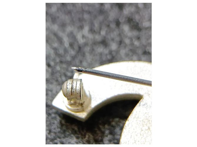 Chanel Broche de pérolas Silver Coco Mark 03A Prata - vista 6