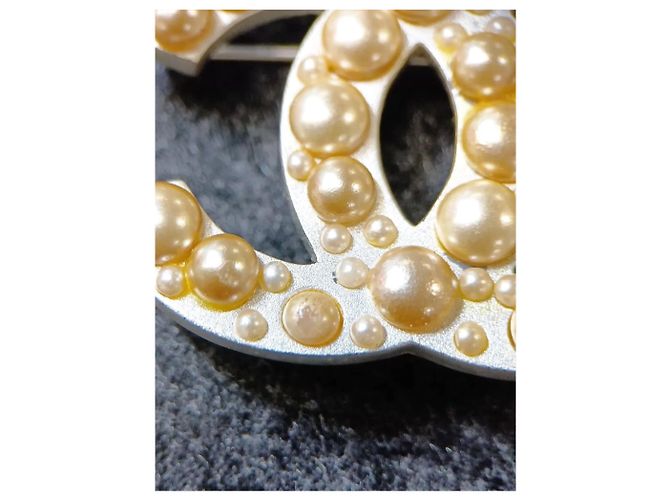 Chanel Broche de pérolas Silver Coco Mark 03A Prata - vista 7
