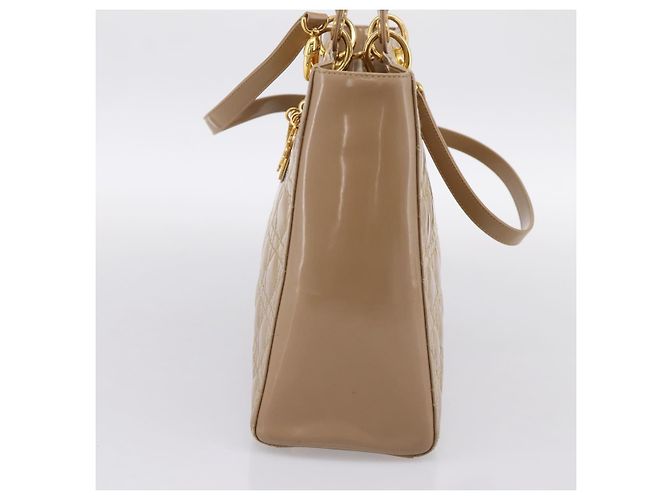 Christian Dior Cannage Lady Dior Large Hand Bag Patent Beige Gold - vista 4