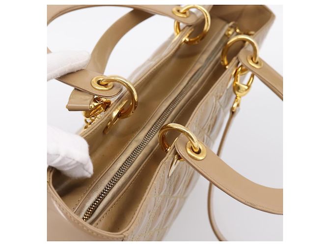 Christian Dior Cannage Lady Dior Large Hand Bag Patent Beige Gold - vista 6