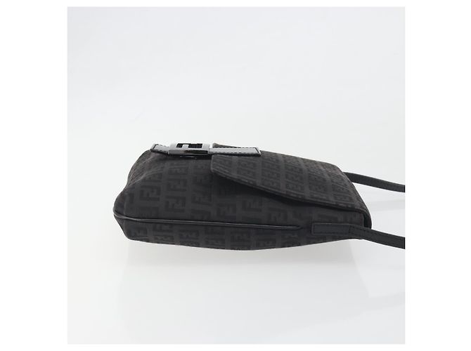 FENDI Zucchino Canvas Mamma Baguette Shoulder Bag Black - vista 3