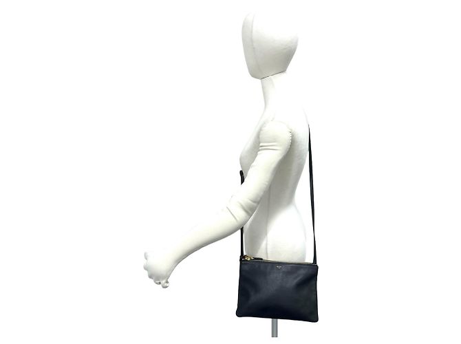 Céline Borsa a tracolla in pelle Celine Trio con logo inciso Nero - vista 2