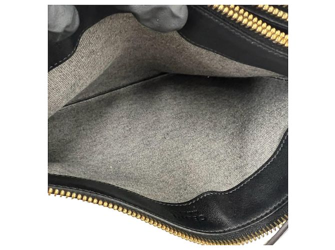 Céline Borsa a tracolla in pelle Celine Trio con logo inciso Nero - vista 9