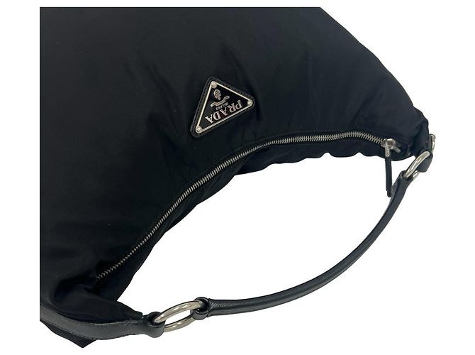 Saffiano Borsa a tracolla Prada in Tessuto Pocono con logo triangolare in metallo Nero - vista 4