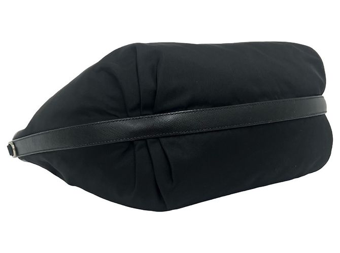 Saffiano Borsa a tracolla Prada con logo triangolare in metallo Nero - vista 7