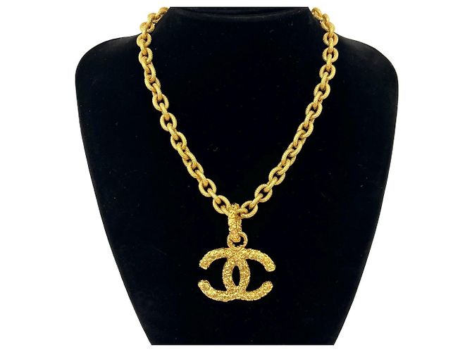 Chanel Vintage Coco Mark Kette mit Lava-Motiv Golden - Ansicht 2