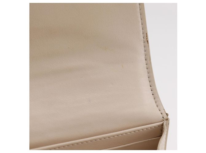 Céline Celine Large Flap Wallet aus Kalbsleder Beige - Ansicht 12