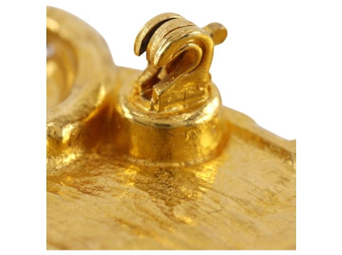 Broche Chanel Coco Mark Gold Dourado - vista 4