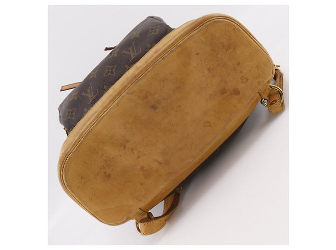 Louis Vuitton MontsourisGM Backpack Brown - view 9