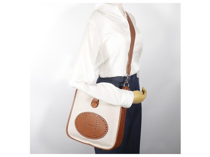 Hermès Borsa a tracolla Hermes Evelyne 1 PM Marrone - vista 19