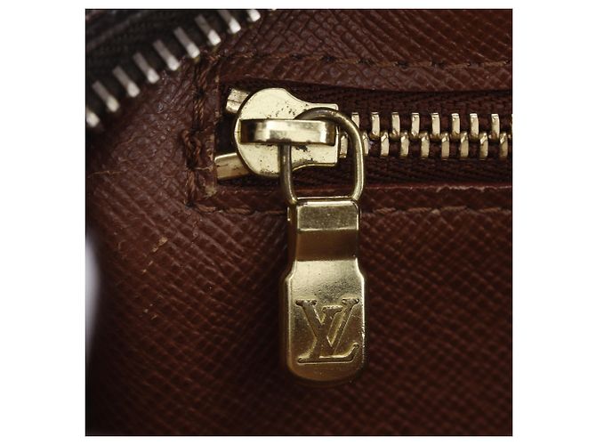 Borsa a tracolla Louis Vuitton Trocadero 24 Marrone - vista 10