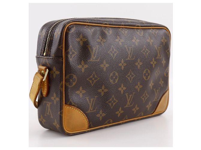 Borsa a tracolla Louis Vuitton Trocadero 24 Marrone - vista 3