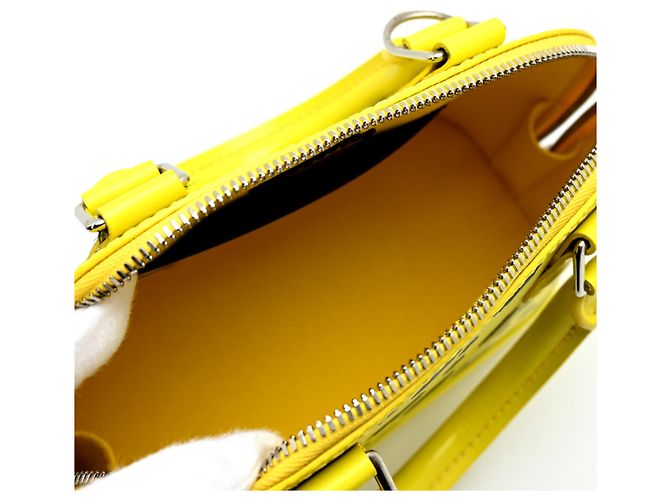 Sac à main Louis Vuitton Alma BB Noir Jaune - vue 6