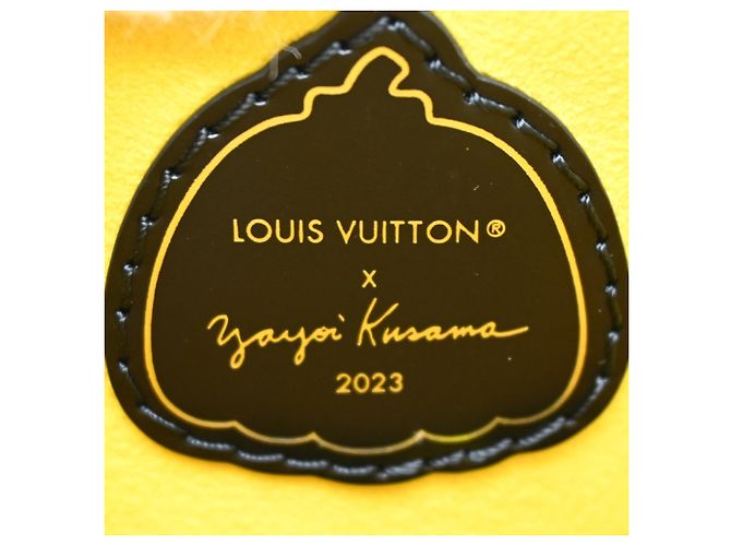 Sac à main Louis Vuitton Alma BB Noir Jaune - vue 8