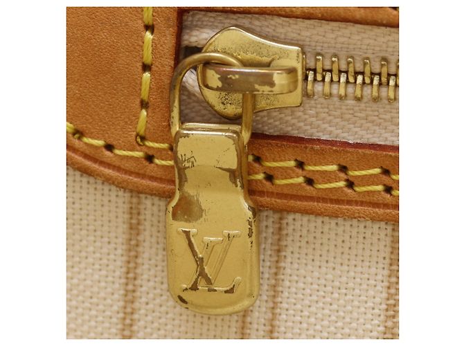 Sac Cabas Louis Vuitton Neverfull MM Blanc - vue 15