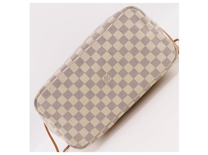 Sac Cabas Louis Vuitton Neverfull MM Blanc - vue 19