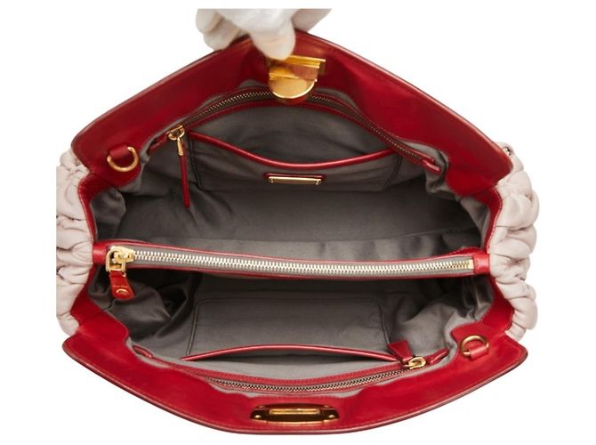 Borsa a tracolla Miu Miu Matelassé Rosso Beige - vista 9