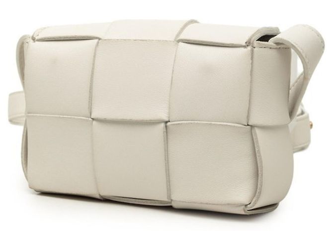 Borsa a tracolla Mini Crossbody Bottega Veneta Maxi Intrecciato Cassette Bianco - vista 2