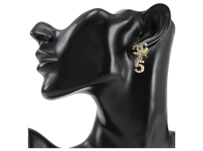 Boucles d'oreilles puces Chanel Coco Mark No. 5 Doré - vue 2
