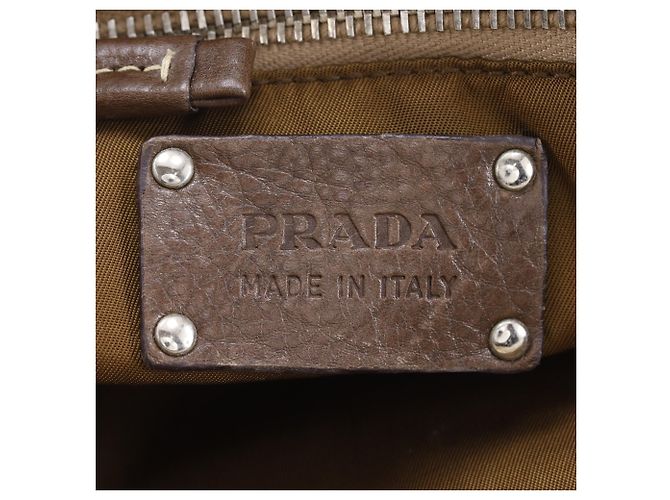 Mini borsa tote Prada in nylon kaki Cachi - vista 17