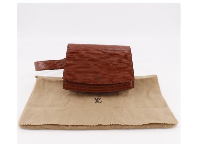 Louis Vuitton Pochette Ceinture Tilsit Waist Bag Marrone - vista 15