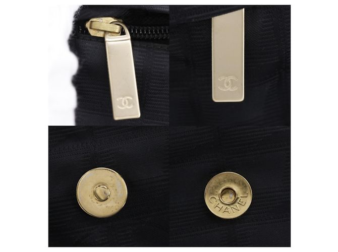 Borsa a tracolla Chanel in tela di nylon nera Nero - vista 11