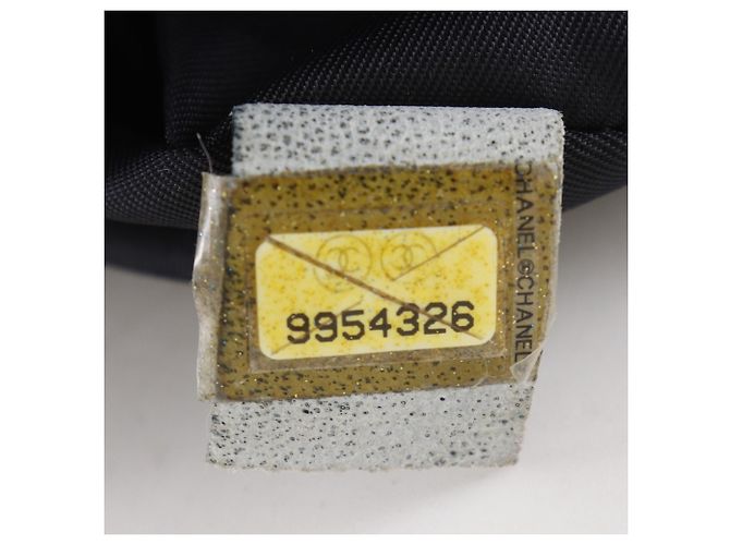 Borsa a tracolla Chanel in tela di nylon nera Nero - vista 15