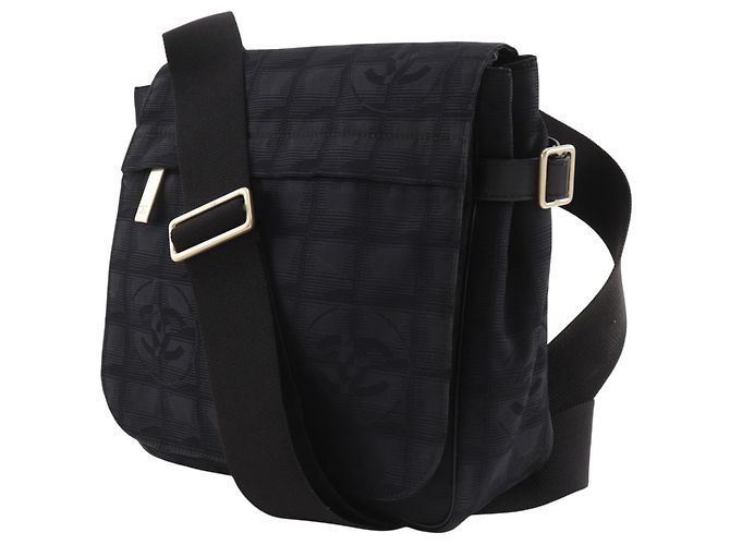 Borsa a tracolla Chanel in tela di nylon nera Nero - vista 2