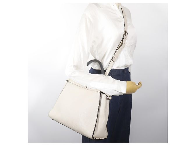 Borsa a mano Fendi Peekaboo Selleria Medium Grigio - vista 17