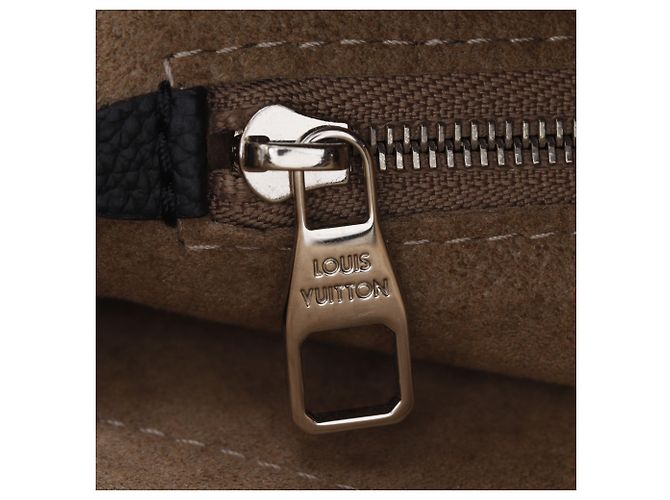 Louis Vuitton Babylon Chain BB Schultertasche Schwarz - Ansicht 9