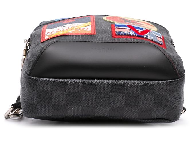 Louis Vuitton Gray Damier Graphite Alps Avenue Sling Marrone - vista 3
