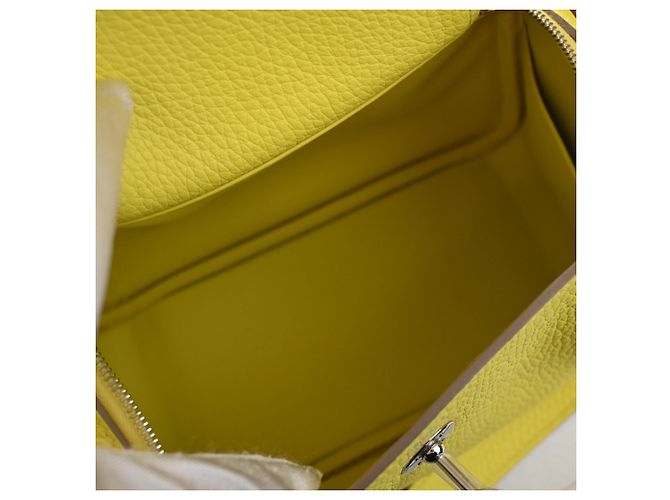 Hermès Mini Clemence Lindy 20 Amarillo - vista 4