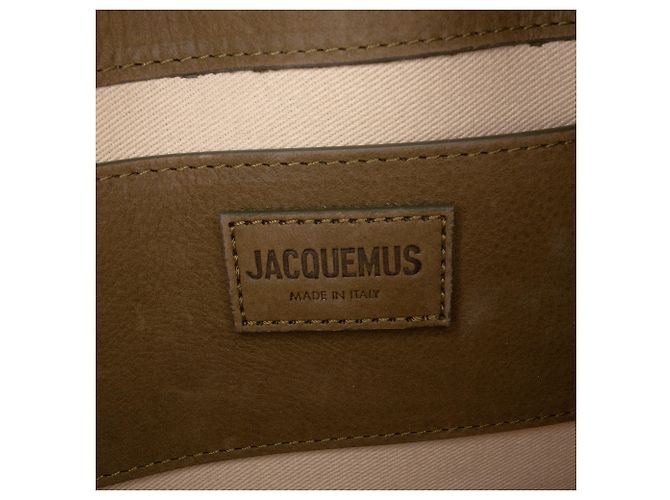 Borsa a tracolla Le Bambino Long Jacquemus in camoscio marrone Cachi - vista 5