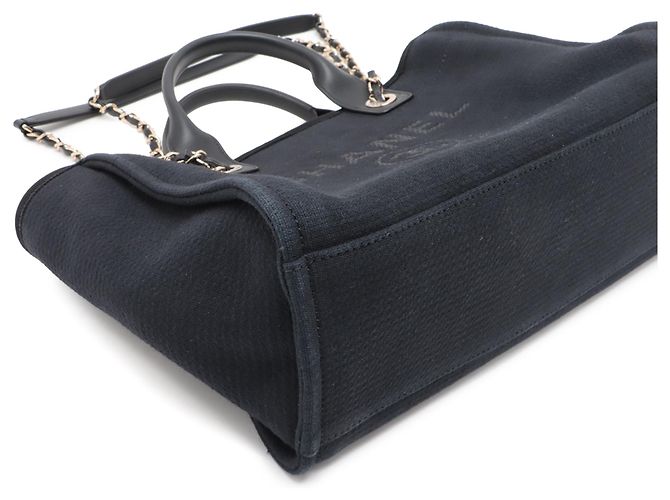 Borsa Tote Deauville Chanel Medium in tela nera Nero - vista 5