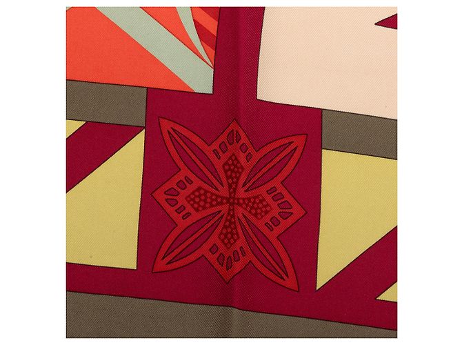 Pañuelo de seda Hermès Brown Geometrie Cretoise 90 Castaño Carne - vista 5