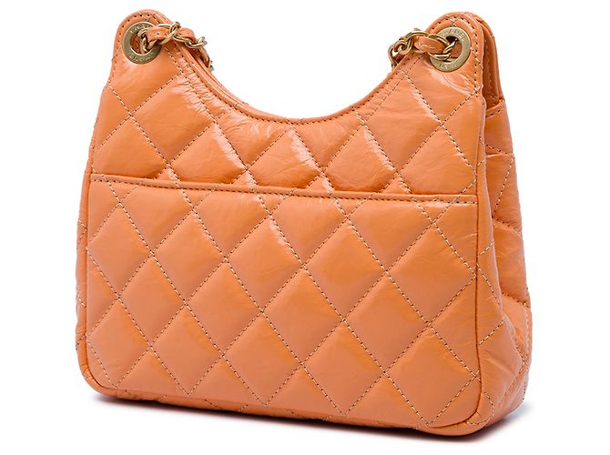 Chanel Orange Small Shiny Crumpled Calfskin Wavy CC Hobo Arancione - vista 2