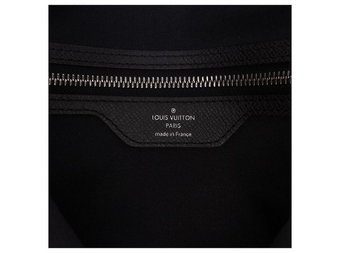 Louis Vuitton Black Taiga Roman MM Nero - vista 5