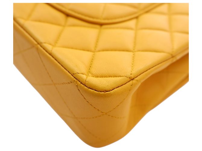 Chanel Yellow Medium Classic Lambskin Double Flap Giallo Senape - vista 11