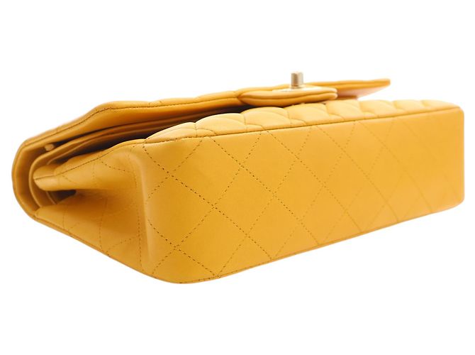 Chanel Yellow Medium Classic Lambskin Double Flap Giallo Senape - vista 6