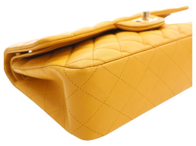 Chanel Yellow Medium Classic Lambskin Double Flap Giallo Senape - vista 8