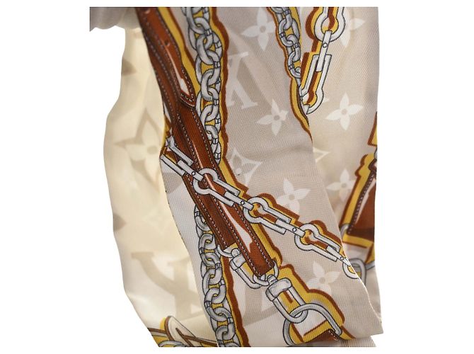 Louis Vuitton Beige Monogram Ultimate Bandeau Silk Scarf - vista 3