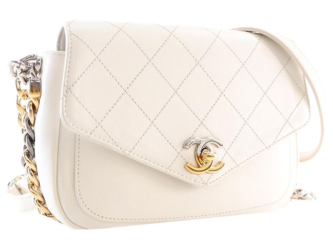 Chanel White Small Quilted Calfskin Precious Union Flap Bianco - vista 2